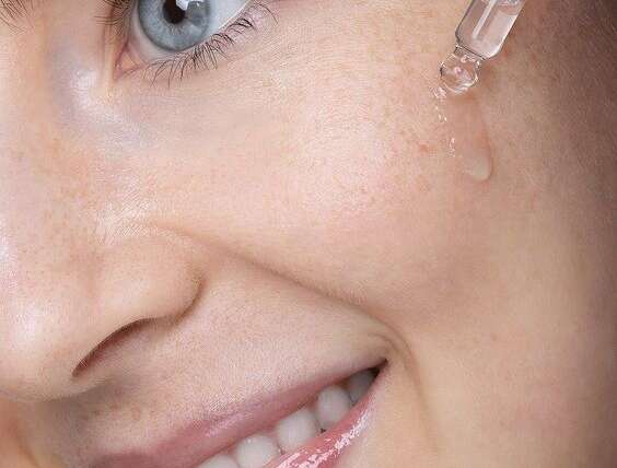 Rutina de cuidado facial.